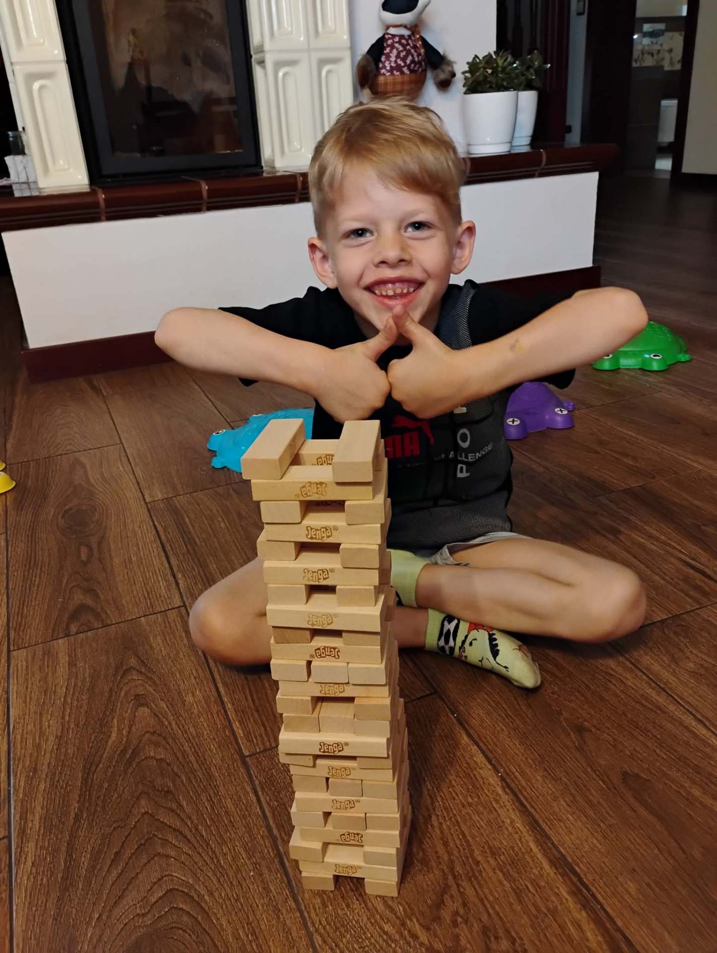 Zabawa Jenga – koncentracja i motoryka mała